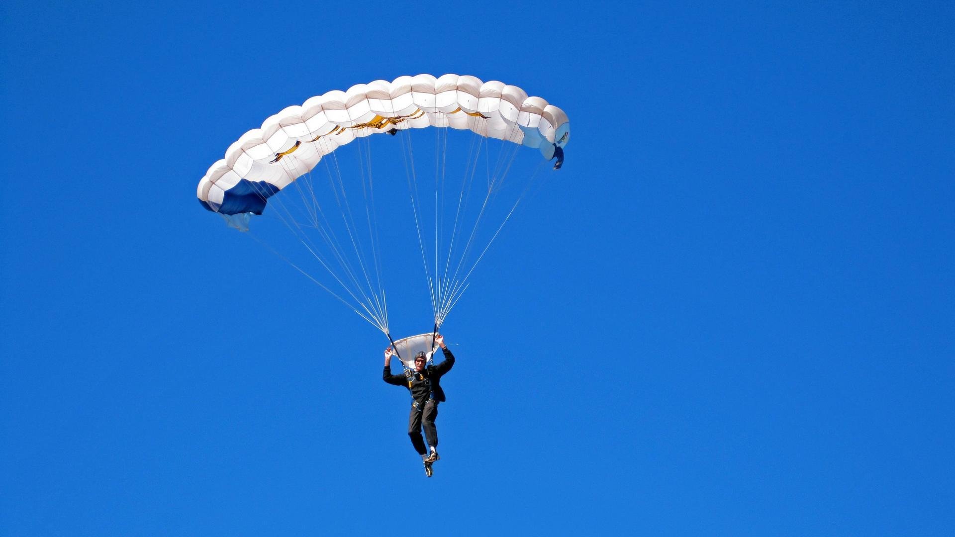 德甲球队构建战术模拟平台提升临场决策能力，德甲球队构建战术模拟平台提升临场决策能力