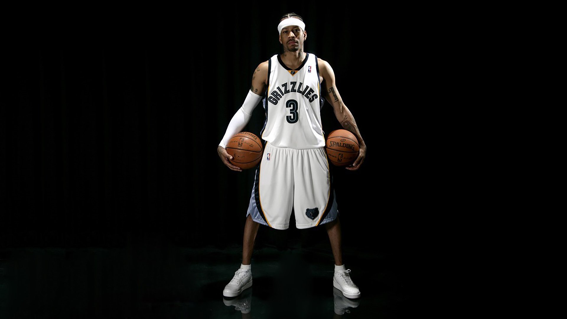 Leyu Sport下载-Black &amp; White &amp; Read All Over